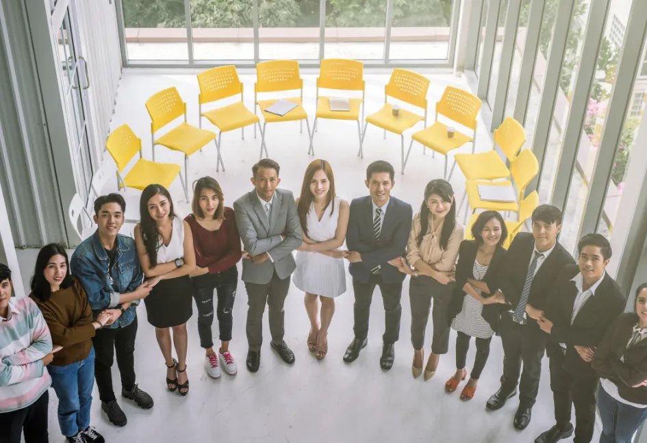 Hình ảnh minh họa người chơi cá cược có trách nhiệm, với các công cụ kiểm soát tài chính và thời gian chơi, thể hiện cam kết của Lucky 88 đối với phúc lợi người dùng.